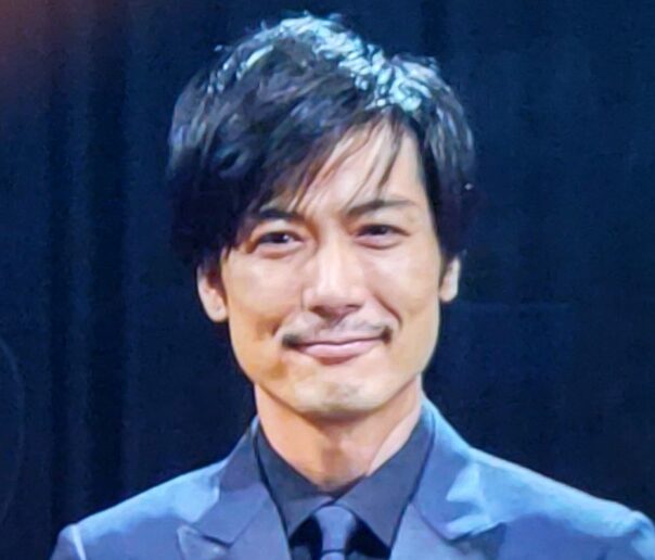 玉山鉄二